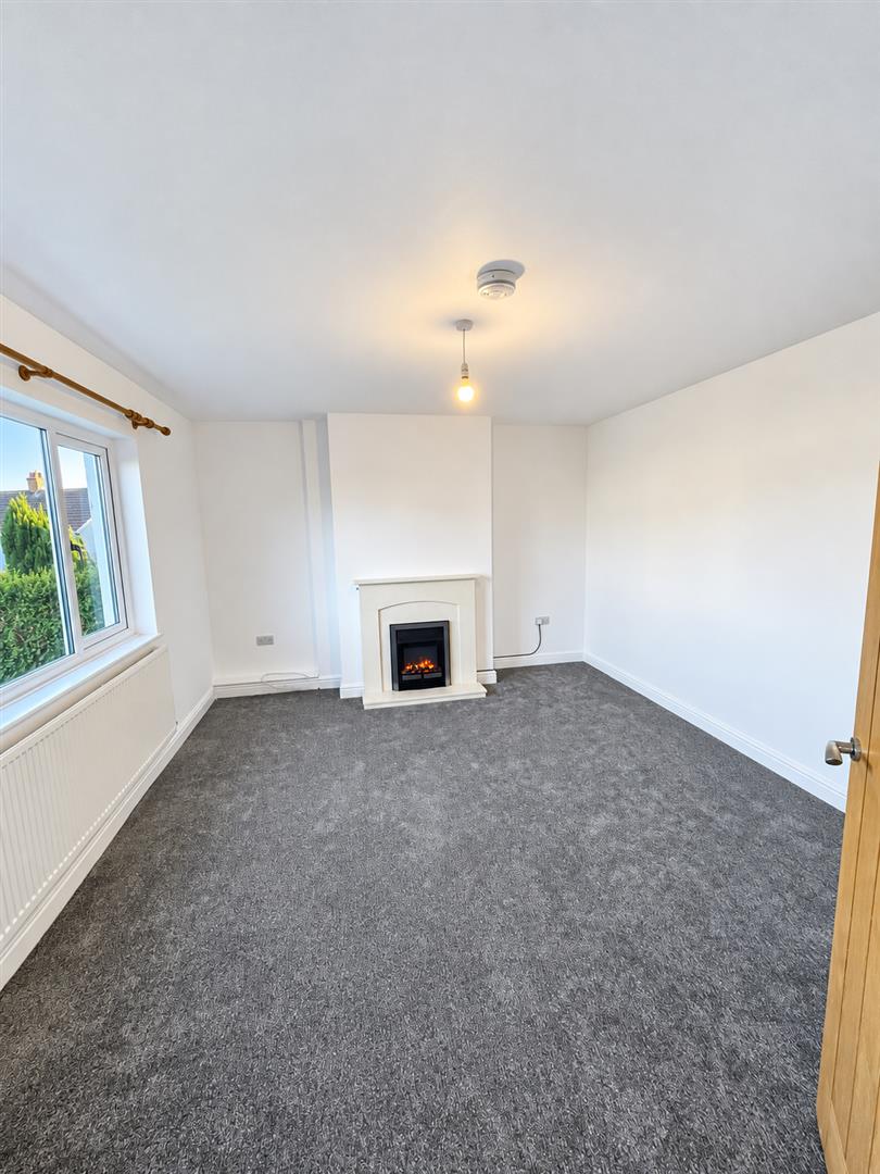 Llanyrnewydd, Penclawdd, Swansea, SA4 3JL